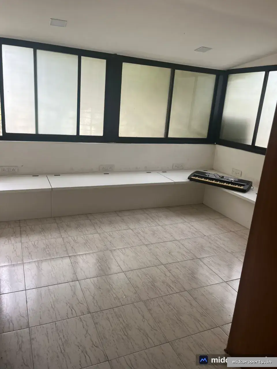 3BHk available for sale in koparkhairane First-Floor Apartment – Sector 14, Koperkhairne (647 sq. ft. - Interior/Gallery View 3