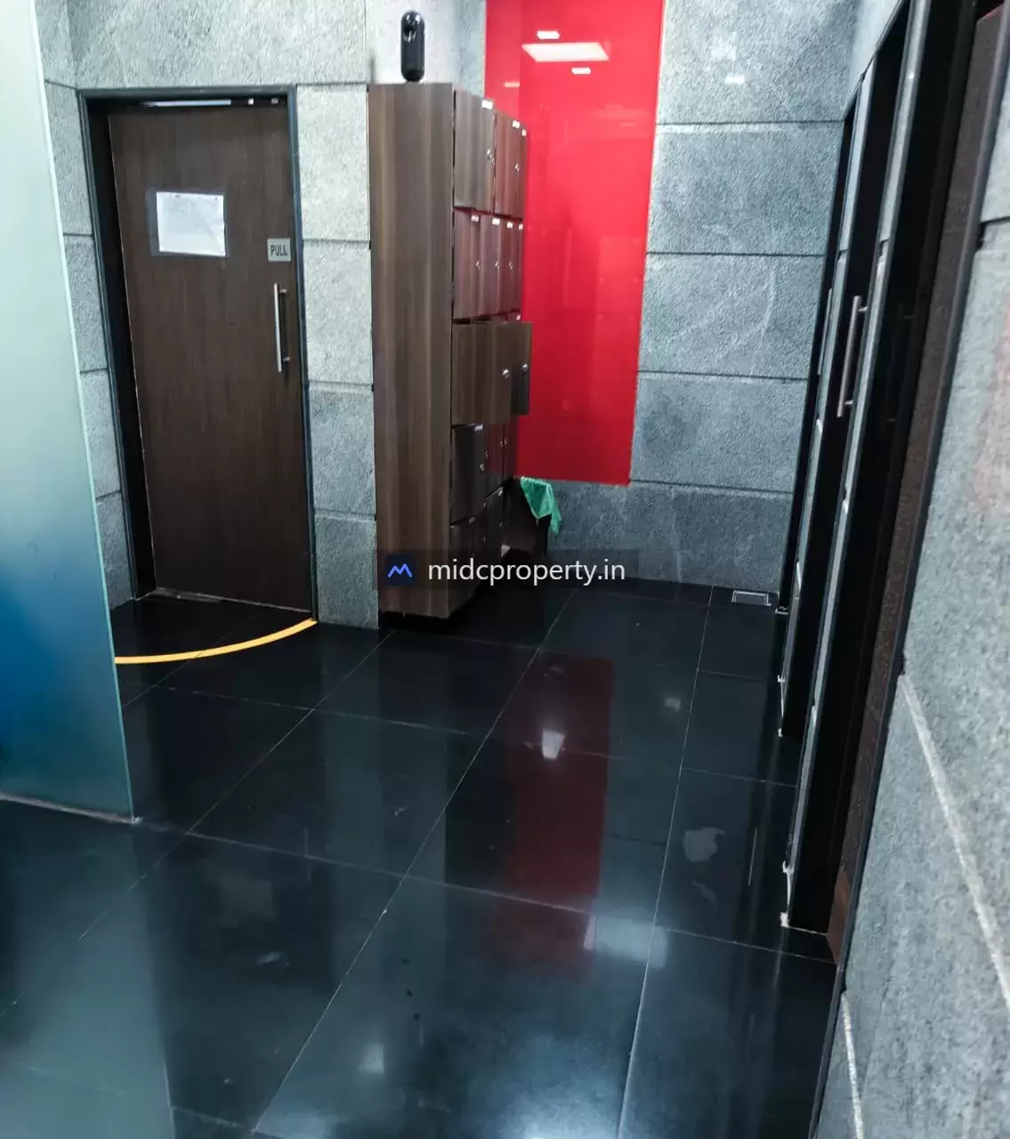 Premium Commercial Office Space for Lease – Juinagar MIDC - Interior/Gallery View 3